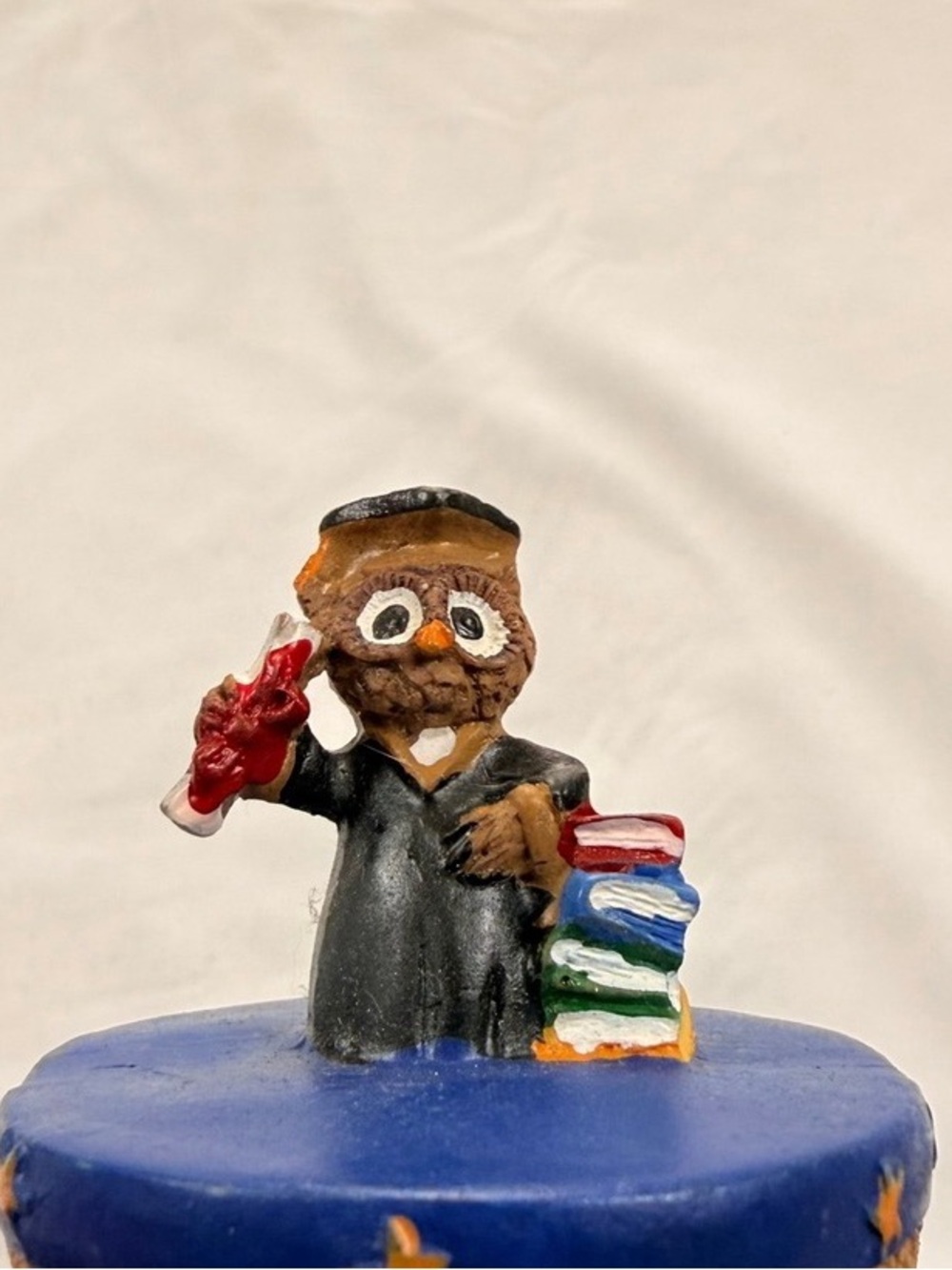 Brown Owl Graduate Figurine in Black Gown with Colorful Books